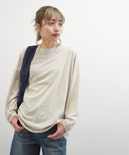 gossara(ゴサラ)の「【程よいオーバーサイズ】リラックススタイルBIGロンT(Tシャツ/カットソー・レディース・ブラック/ホワイト/ベージュ・FREE)」の3枚目の写真