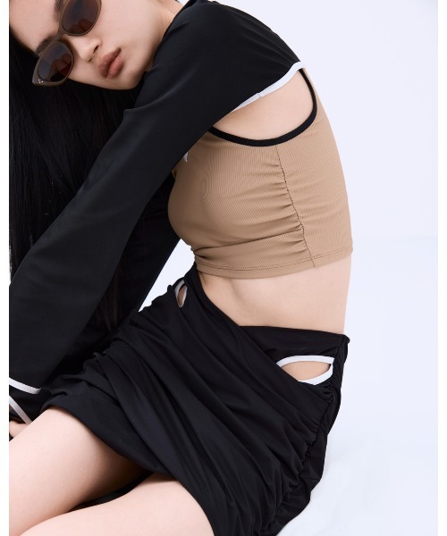 THINGS THAT MATTER(シングス ザット マター)の「BOLERO & CAMI SWIM SET / ボレロ & キャミ スイム セット(水着・レディース・ブラック/ボルドー/ベージュ・2/1)」の9枚目の写真