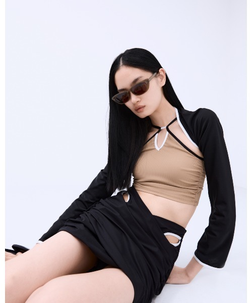 THINGS THAT MATTER(シングス ザット マター)の「BOLERO & CAMI SWIM SET / ボレロ & キャミ スイム セット(水着・レディース・ブラック/ボルドー/ベージュ・2/1)」の6枚目の写真