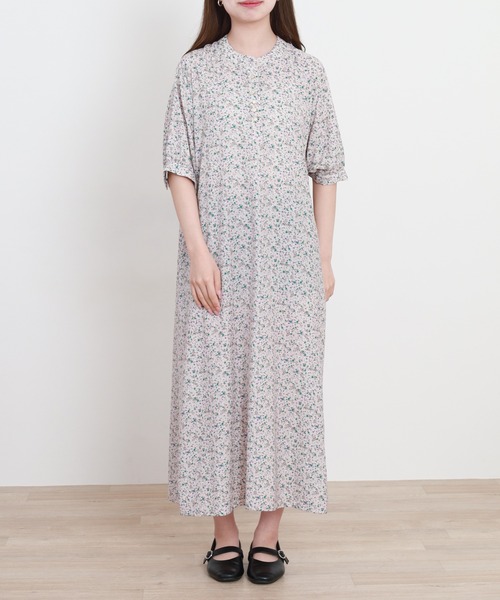 Anna Nicola(アンナニコラ)の「Anna Nicola 小花柄プリントワンピース(ワンピース・レディース・ブラック/ベージュ・38)」の10枚目の写真