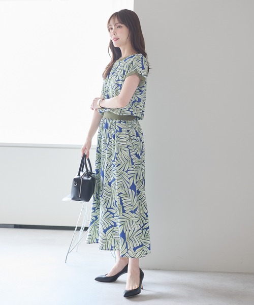 PREFERIR(プレフェリール)の「細見えウエストゴム リーフ柄ワンピース|フレンチスリーブ・体型カバー(ワンピース・レディース・モカ/イエロー/グリーン・SMALL/MEDIUM/LARGE/X-LARGE)」の19枚目の写真
