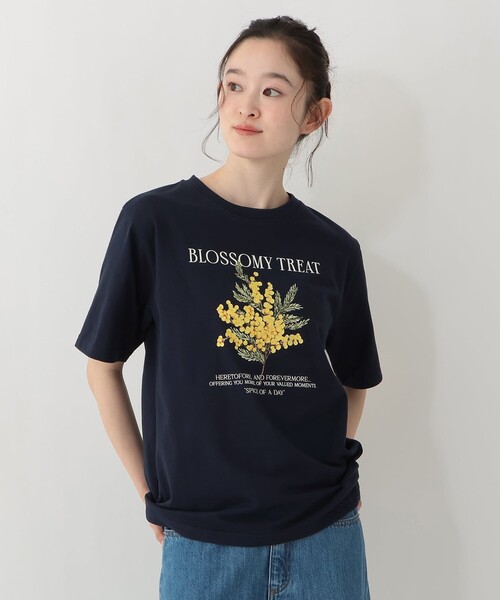 Afternoon Tea(アフタヌーンティー)の「フラワープリントTシャツ/ミモザ(Tシャツ/カットソー・レディース・ネイビー/オフホワイト・MEDIUM)」の2枚目の写真