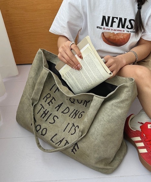 Vipoa(ヴィポア)の「Logo print tote bag(トートバッグ・レディース・グレー/カモフラージュ・FREE)」の5枚目の写真