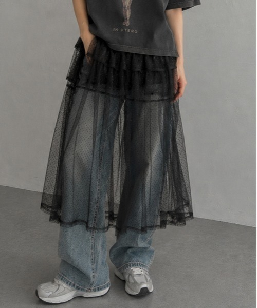 Chiina（チーナ）の「Chiina / ドット柄チュールティアードラップスカート（スカート・レディース・ホワイト/ブラック/グレー・FREE）」の2枚目の写真