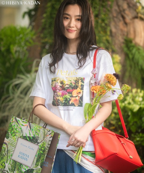 Green Parks(グリーンパークス)の「日比谷花壇コラボカラーTEE(Tシャツ/カットソー・レディース・オフホワイト/チャコールグレー・FREE)」の11枚目の写真