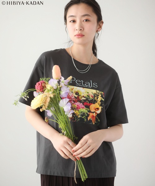 Green Parks(グリーンパークス)の「日比谷花壇コラボカラーTEE(Tシャツ/カットソー・レディース・オフホワイト/チャコールグレー・FREE)」の14枚目の写真