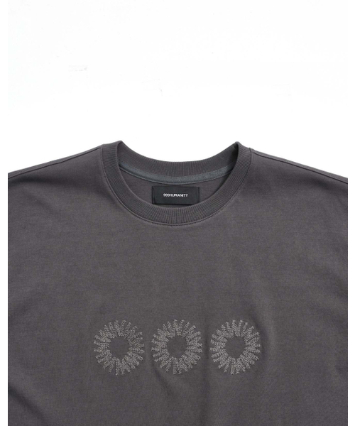999HUMANITY(999ヒューマニティ)の「EVDロゴハーフTシャツ(チャコール)(Tシャツ/カットソー・レディース・その他・1(S)/2(M)/3(L)/OS/0(XS)/4(XL))」の3枚目の写真