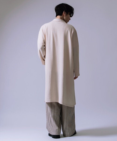 Crownor(クラウノアー)の「ロング丈 ルーズ シャツ(シャツ/ブラウス・メンズ・ブルーグレー/ベージュ/チャコール・LARGE/MEDIUM/SMALL)」の19枚目の写真