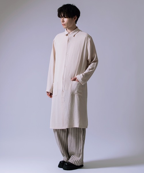 Crownor(クラウノアー)の「ロング丈 ルーズ シャツ(シャツ/ブラウス・メンズ・ブルーグレー/ベージュ/チャコール・LARGE/MEDIUM/SMALL)」の21枚目の写真