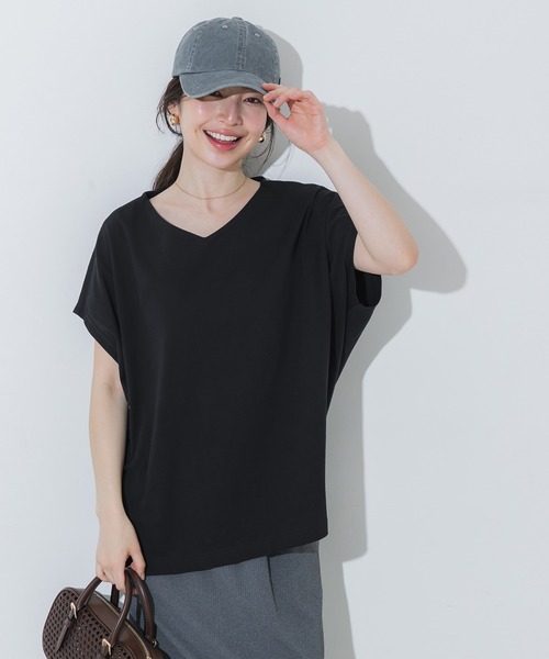 coca(coca)(コカ)の「COTTON from the U.S. ドルマンVネックTシャツ(Tシャツ/カットソー・レディース・ブルー/ブラック/アイボリー・L/M/S)」の8枚目の写真