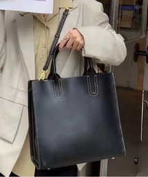 【 NiiNa / ニーナ 】【高品質牛革】2wayスクエアハンドトートバッグ