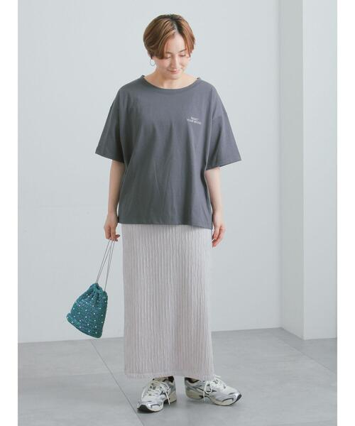 Te chichi(テチチ)の「胸刺繍&バックプリントBIGTシャツ(Tシャツ/カットソー・レディース・オフホワイト/ブラウン/グレー/チャコールグレー・F)」の21枚目の写真