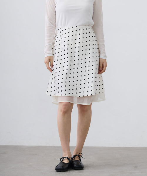 Mirette(ミレット)の「シアードットレイヤードミディスカート / Sheer Dot Layered Midi Skirt(スカート・レディース・ホワイト/ブラック・MEDIUM/SMALL/LARGE)」の2枚目の写真