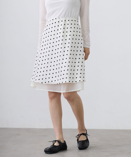 Mirette(ミレット)の「シアードットレイヤードミディスカート / Sheer Dot Layered Midi Skirt(スカート・レディース・ホワイト/ブラック・MEDIUM/SMALL/LARGE)」の3枚目の写真