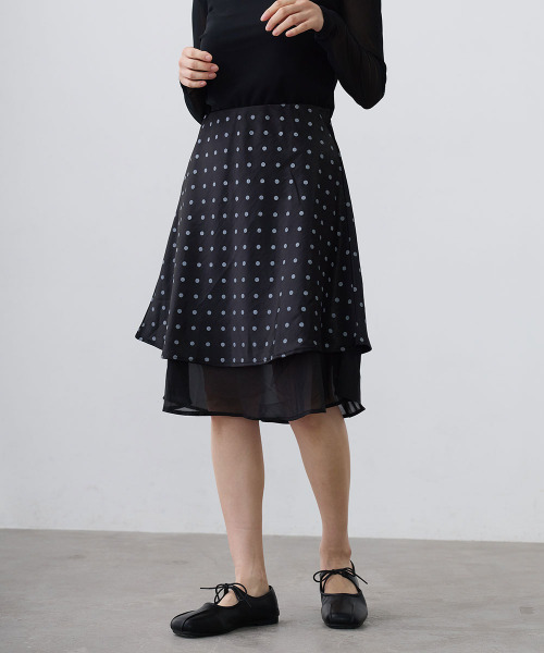 Mirette(ミレット)の「シアードットレイヤードミディスカート / Sheer Dot Layered Midi Skirt(スカート・レディース・ホワイト/ブラック・MEDIUM/SMALL/LARGE)」の7枚目の写真