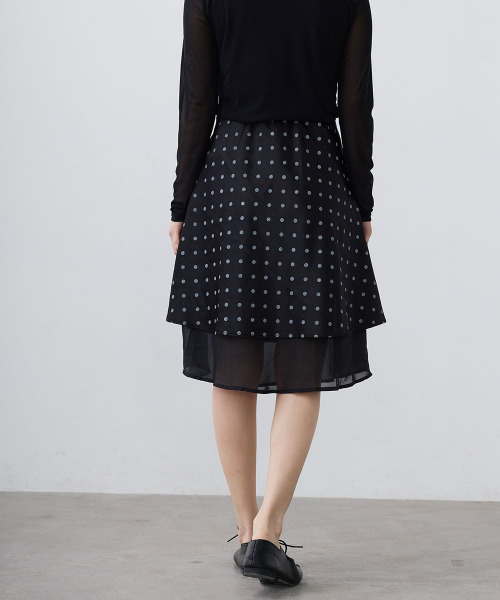Mirette(ミレット)の「シアードットレイヤードミディスカート / Sheer Dot Layered Midi Skirt(スカート・レディース・ホワイト/ブラック・MEDIUM/SMALL/LARGE)」の9枚目の写真