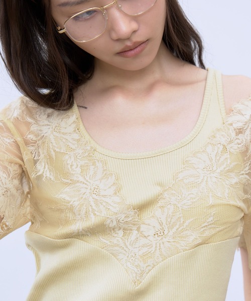 THINGS THAT MATTER(シングス ザット マター)の「SWITCHING LACE RIB TOPS / スイッチング レース リブ トップス(Tシャツ/カットソー・レディース・イエロー/ホワイト×ブラック/ブラック・FREE)」の18枚目の写真