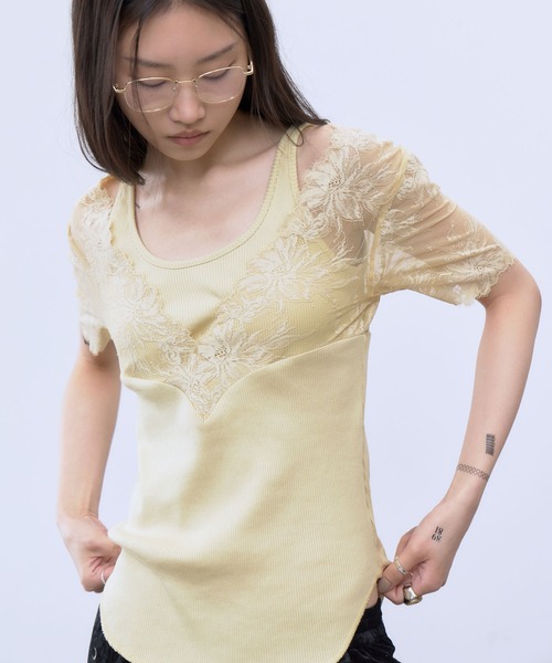 THINGS THAT MATTER(シングス ザット マター)の「SWITCHING LACE RIB TOPS / スイッチング レース リブ トップス(Tシャツ/カットソー・レディース・イエロー/ホワイト×ブラック/ブラック・FREE)」の21枚目の写真