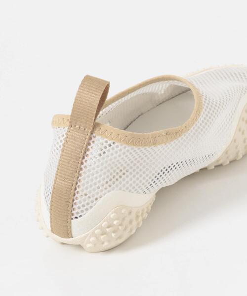 PUMA(プーマ)の「PUMA MOSTRO FLEX MESH(スニーカー・レディース・アイボリー/ブラック/パープル・24/25/24.5/23.5)」の7枚目の写真