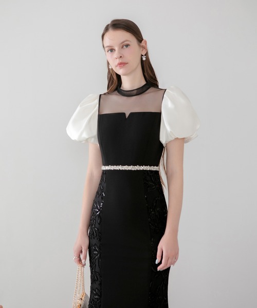 Leja(レジャ)の「【LEJA】パフスリーブビジューラインサイドフラワーマーメイドワンピースドレス美脚効果結婚式 パーティードレス 成人式 二次会 同窓会 お呼ばれ オケージョン 20代 30代(ドレス・レディース・ブラック・MEDIUM/SMALL)」の5枚目の写真