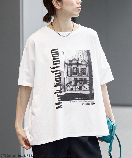 IENA(イエナ)の「《追加2》LIFE PICTURE COLLECTION PHOTO Tシャツ(Tシャツ/カットソー・レディース・ホワイト・FREE)」の1枚目の写真