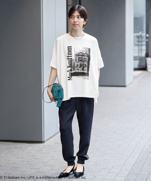 IENA(イエナ)の「《追加2》LIFE PICTURE COLLECTION PHOTO Tシャツ(Tシャツ/カットソー・レディース・ホワイト・FREE)」の2枚目の写真