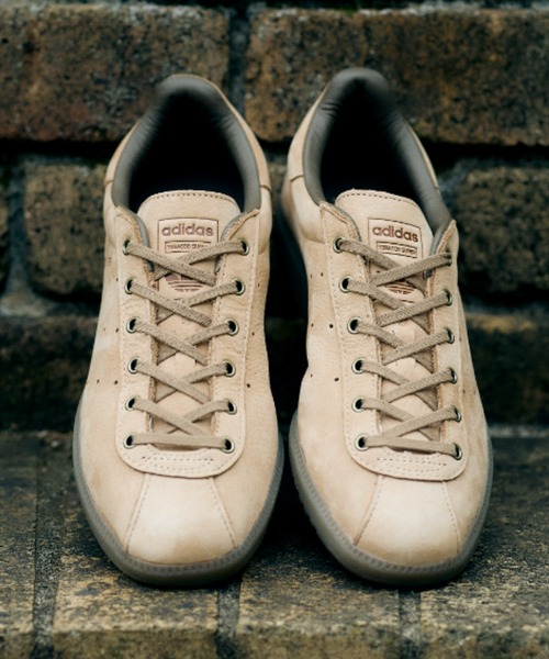 adidas(アディダス)の「TOBACCO SUPER KJ4589(スニーカー・メンズ・ベージュ・26.5cm/23.0cm/26.0cm/25.5cm/24.5cm/24.0cm/23.5cm/29.0cm/28.5cm/28.0cm/27.5cm/27.0cm)」の3枚目の写真