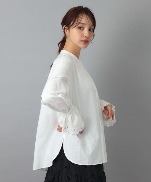 DRESSTERIOR(ドレステリア)の「エンブロイダリーカフスシャツ(シャツ/ブラウス・レディース・ブルー系その他4/オフホワイト・38/36)」の10枚目の写真