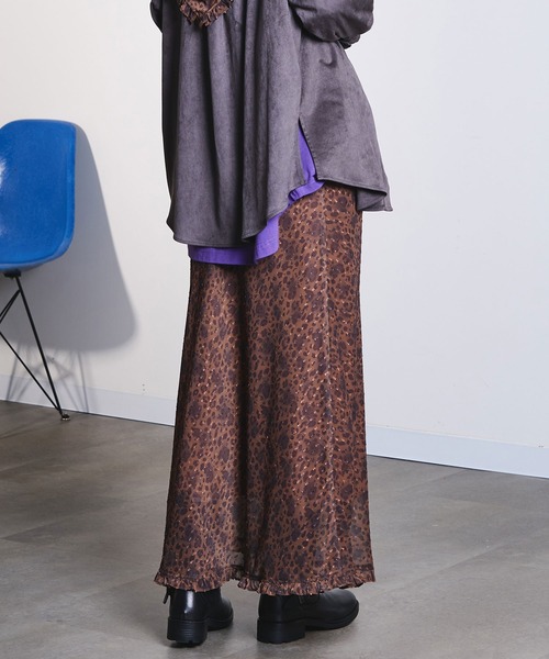 ROSE BUD（ローズバッド）の「PRINTED NARROW SKIRT（スカート・レディース・ベージュ/バーガンディー/ブラック・ONE SIZE）」の20枚目の写真