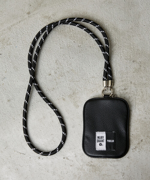 MARY QUANT(マリークワント)の「MARY QUANT × PUBLUX/マリークワント マリークワント ポーチ 付 マルチウェイ スマホショルダー 限定展開(スマホグッズ・レディース・ブラック・ONE SIZE)」の5枚目の写真