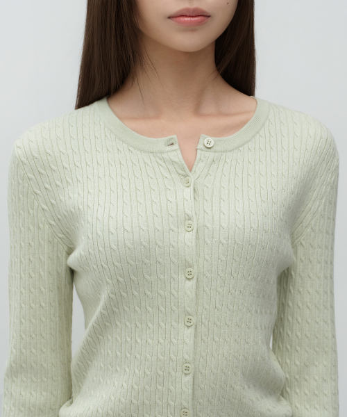 MUSINSA STANDARD WOMAN（ムシンサスタンダードウーマン）の「ウィメンズケーブルラウンドネックカーディガン[ライトグリーン]（カーディガン/ボレロ・レディース・その他・X-SMALL/SMALL/MEDIUM/LARGE）」の4枚目の写真