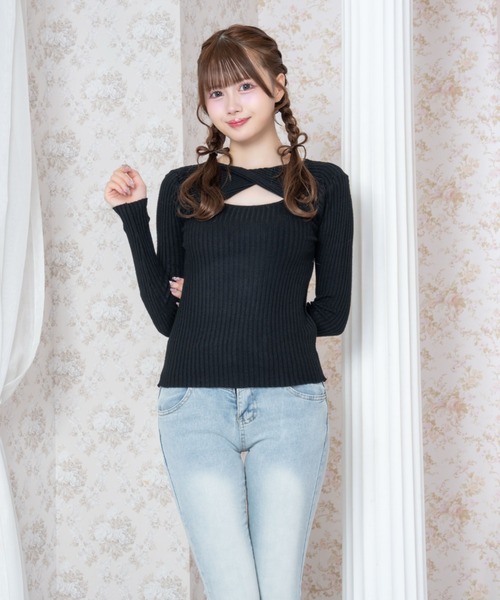 Mejoul(メジュール)の「【2026秋冬新作】フロントクロスカットアウトリブニットトップス(Tシャツ/カットソー・レディース・ブラック/ホワイト/ブラウン・F)」の22枚目の写真