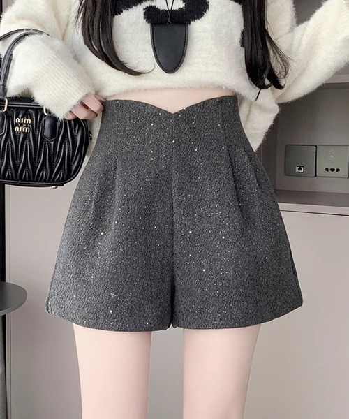 GLAMOROUS JANE（グラマラスジェーン）の「ハイウエストラメショートパンツ（その他パンツ・レディース・グレー/ブラック・M/L）」の2枚目の写真
