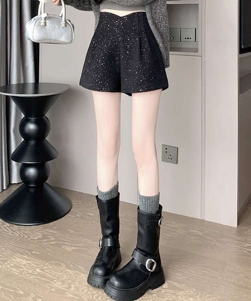 GLAMOROUS JANE（グラマラスジェーン）の「ハイウエストラメショートパンツ（その他パンツ・レディース・グレー/ブラック・M/L）」の10枚目の写真