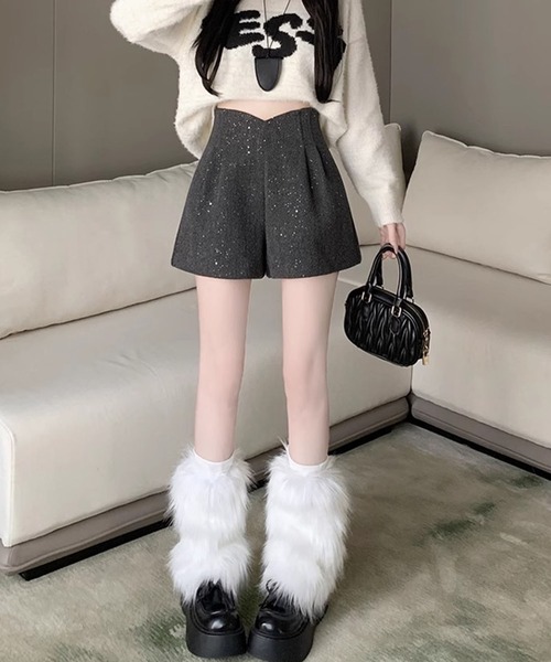GLAMOROUS JANE（グラマラスジェーン）の「ハイウエストラメショートパンツ（その他パンツ・レディース・グレー/ブラック・M/L）」の14枚目の写真