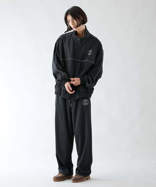 PARIS SAINT-GERMAIN(パリサンジェルマン)の「【Paris Saint-Germain / パリ・サン=ジェルマン】 JP PIPING TOP STRIPE(その他アウター・メンズ・ベージュ/ブラック/ネイビー・SMALL/MEDIUM/LARGE/X-LARGE)」の6枚目の写真