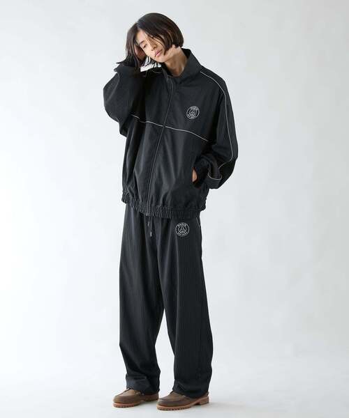 PARIS SAINT-GERMAIN(パリサンジェルマン)の「【Paris Saint-Germain / パリ・サン=ジェルマン】 JP PIPING TOP STRIPE(その他アウター・メンズ・ベージュ/ブラック/ネイビー・SMALL/MEDIUM/LARGE/X-LARGE)」の9枚目の写真