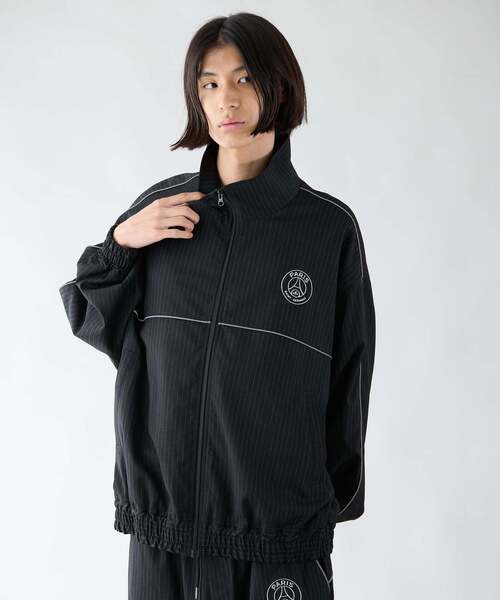 PARIS SAINT-GERMAIN(パリサンジェルマン)の「【Paris Saint-Germain / パリ・サン=ジェルマン】 JP PIPING TOP STRIPE(その他アウター・メンズ・ベージュ/ブラック/ネイビー・SMALL/MEDIUM/LARGE/X-LARGE)」の15枚目の写真