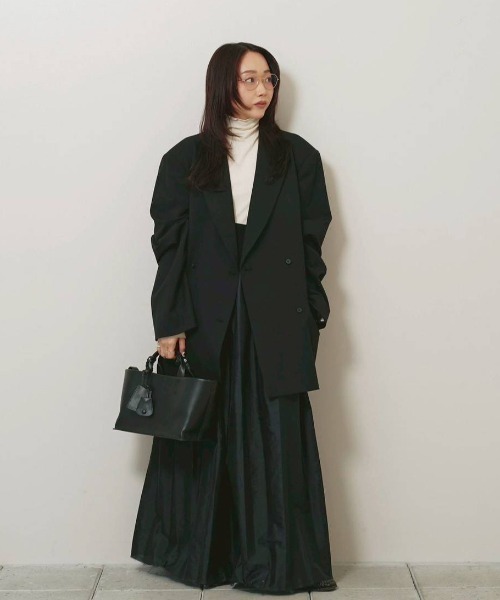 TODAYFUL(トゥデイフル)の「Soft Fraise Turtleneck Tops(Tシャツ/カットソー・レディース・アイボリー/グレー/スミクロ・FREE)」の4枚目の写真