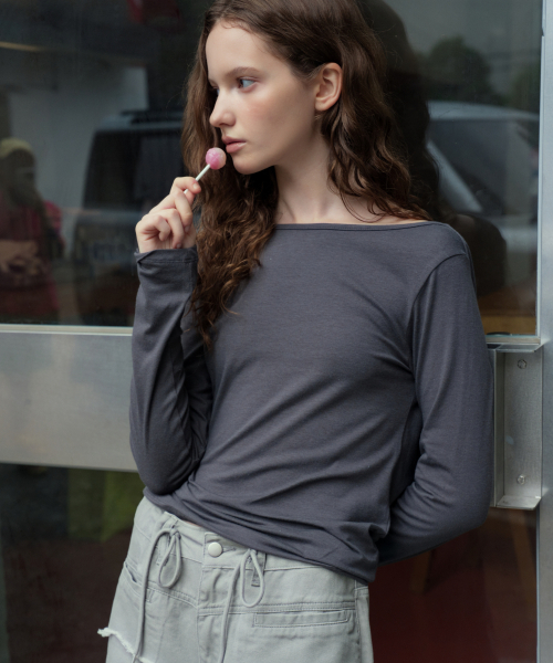 WAARFORWOMAN（ワール・フォー・ウーマン）の「WT-99 バックドレープTシャツ_チャコール（Tシャツ/カットソー・レディース・その他・FREE）」の5枚目の写真