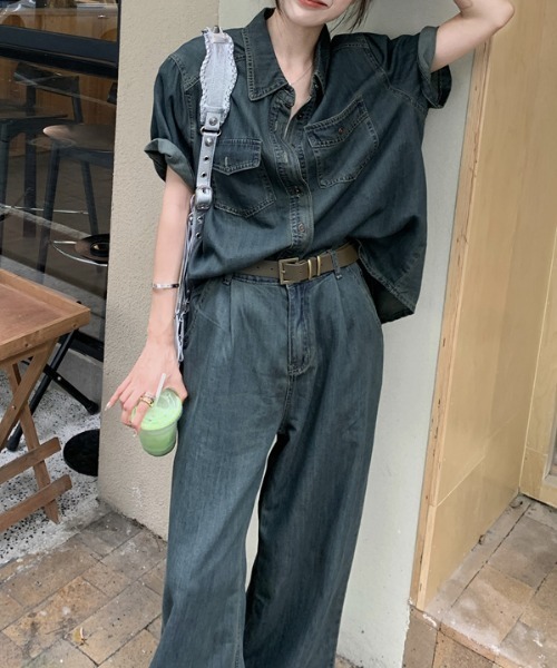Aelina(エリナ)の「レギュラーカラーデニムシャツ&ワイドデニムパンツセットアップ(セットアップ・レディース・ブルー・S/M)」の7枚目の写真
