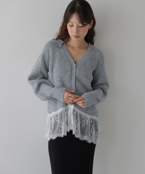 La-gemme(ラジェム)の「裾レース Vネック ニットカーディガン/レイヤード風/フェミニン(カーディガン/ボレロ・レディース・モカ/グレー/アイボリー/ブラック・フリー)」の14枚目の写真