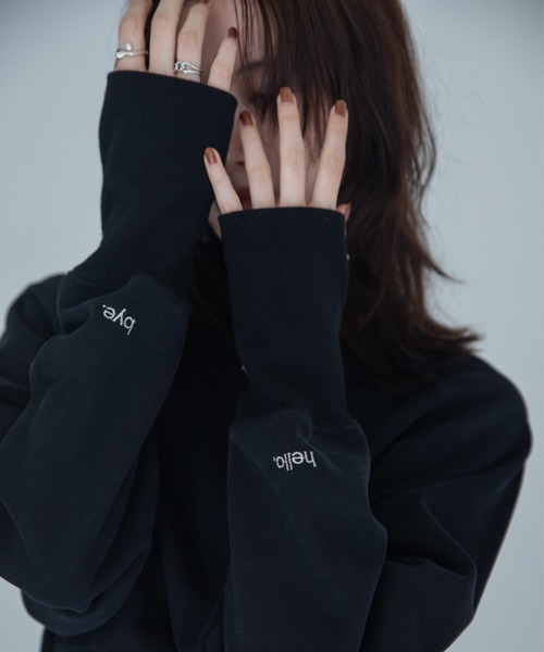 VACANCY(ヴァカンシー)の「【VACANCY公式】Hello byeロゴ刺繍配色ショート丈トレーナー(スウェット・メンズ・グリーン/グレー/ネイビー/ブラック/ホワイト・FREE)」の3枚目の写真