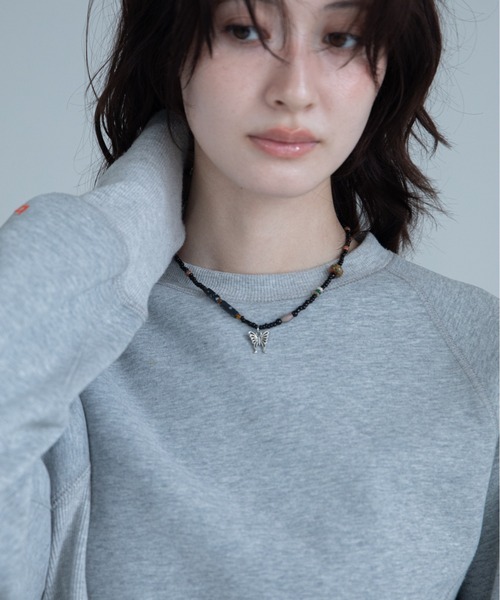 VACANCY(ヴァカンシー)の「【VACANCY公式】Hello byeロゴ刺繍配色ショート丈トレーナー(スウェット・メンズ・グリーン/グレー/ネイビー/ブラック/ホワイト・FREE)」の9枚目の写真