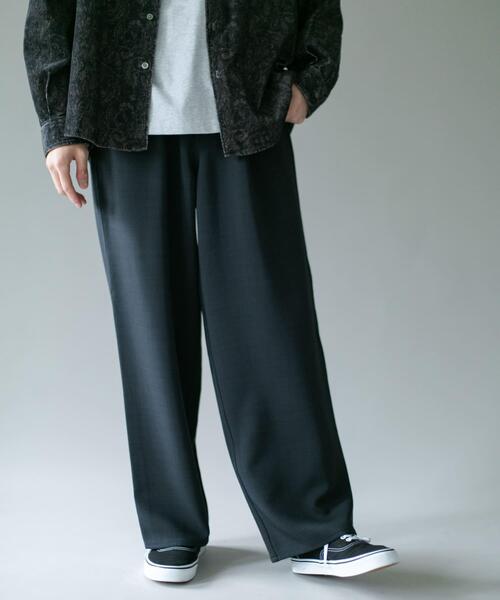 URBAN RESEARCH DOORS(アーバンリサーチドアーズ)の「コインポケット ワイドストレートパンツ(その他パンツ・メンズ・ブラウン/ネイビー・MEDIUM/LARGE)」の17枚目の写真
