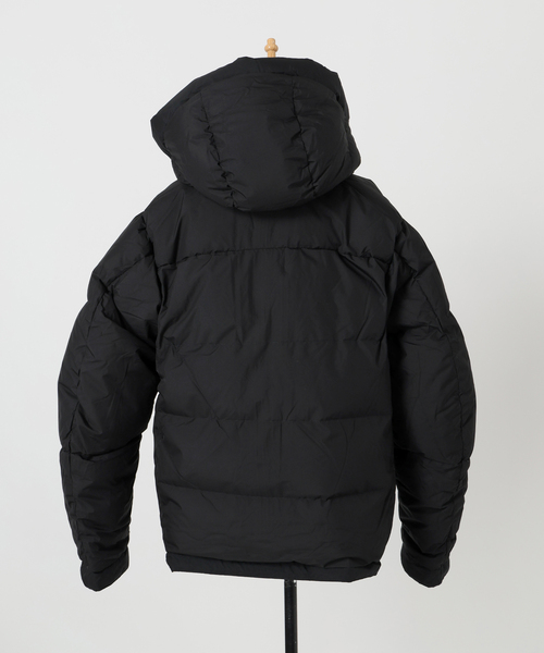 Spick & Span（スピックアンドスパン）の「《追加》THE NORTH FACE/ザノースフェイス Alteration Baffs Jacket（ダウンジャケット/コート・レディース・ベージュ/ブラック・SMALL/X-SMALL）」の10枚目の写真
