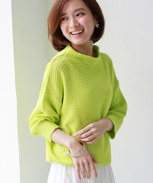 REAL CUBE（リアルキューブ）の「REAL CUBE　ボトルネックコットンニット（ニット/セーター・レディース・オフホワイト/ライム/ミント/ネイビー・M）」の3枚目の写真