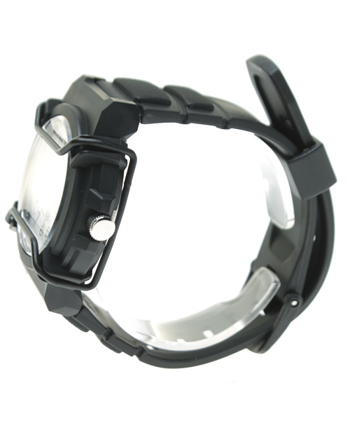 CASIO(カシオ)の「CASIO / Heavy Duty(アナログ腕時計・レディース・ブラック・ONE SIZE)」の2枚目の写真