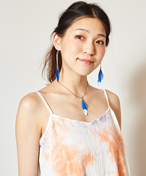 チャイハネ(チャイハネ)の「【チャイハネ】ディップフェザーピアス(ピアス(両耳用)・レディース・コーラル/ターコイズブルー/ブルー/ピンク/ブラウン・FREE)」の18枚目の写真