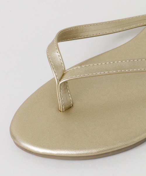 URBAN RESEARCH（アーバンリサーチ）の「 UR タウンビーチサンダル（ビーチサンダル・レディース・シルバー/ブラック/ゴールド・38/36/37/35）」の8枚目の写真